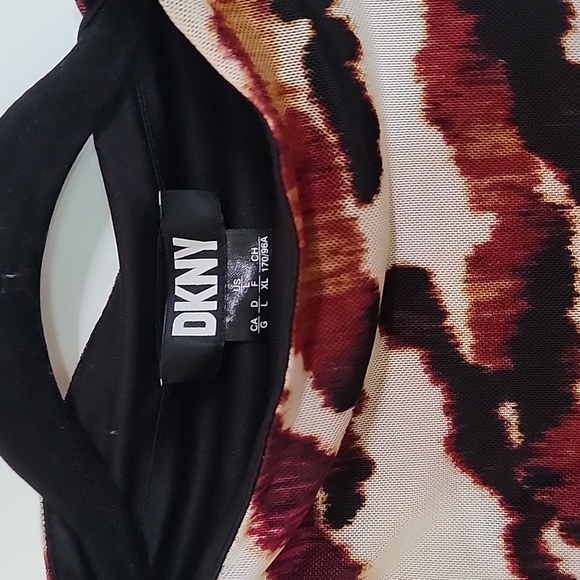 DKNY NWT PRINTED FUNNEL NECK SLEEVELESS TOP SZ LARGE - Picture 4 of 12